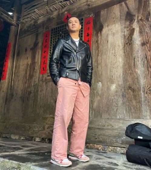 黄觉生活照,捕捉光影中的真实瞬间